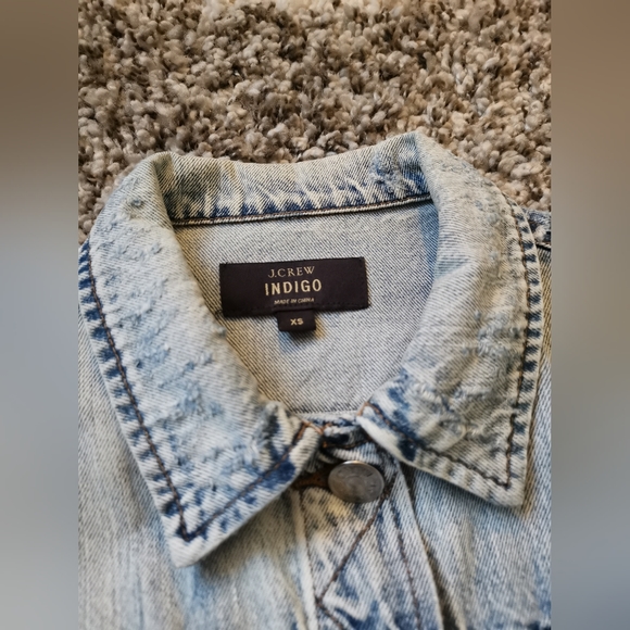 J.Crew Distressed Edgy Jean Jacket Size XS in Light Wash - Picture 5 of 6